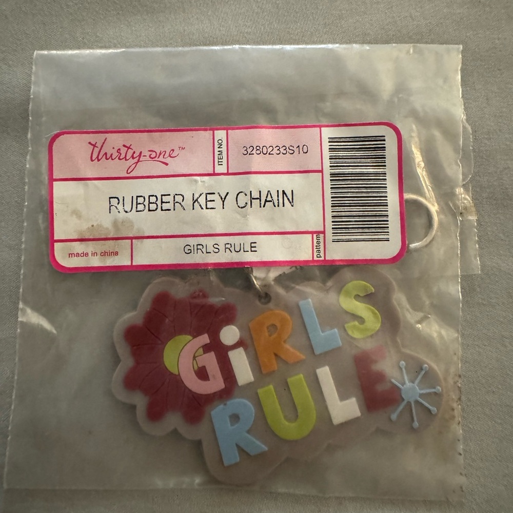 Thirty-one rubber key chain